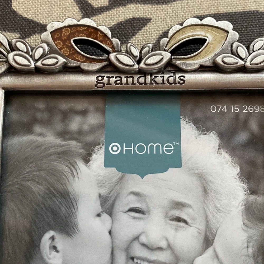 Picture frame - Picture 2 of 7